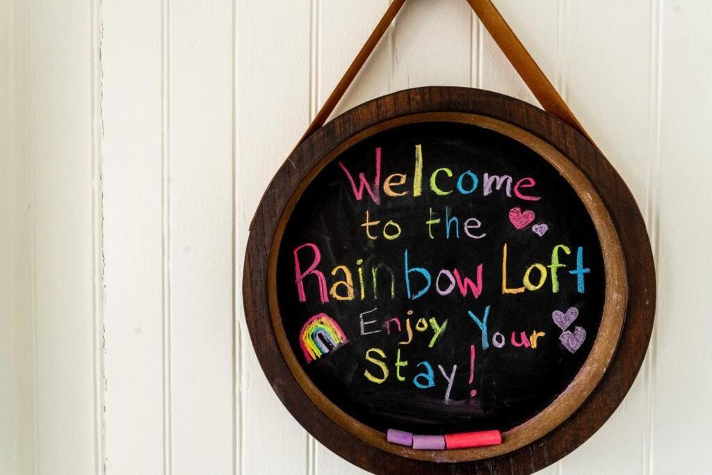 Somewhere Over The Rainbow Loft With Ac ヒロ エクステリア 写真